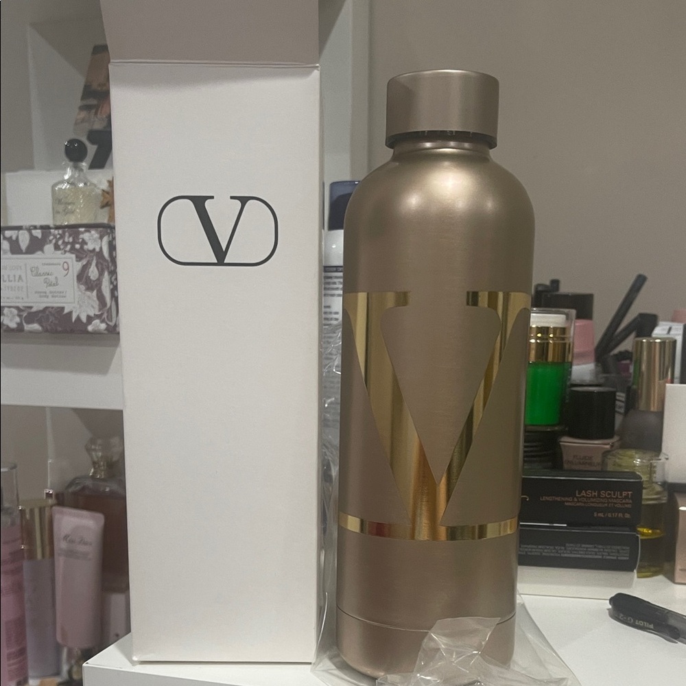 New in Box Valentino Metallic Gold Water Bottle 💯 authentic